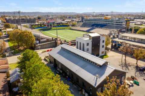 Naked River - Elemi Architects